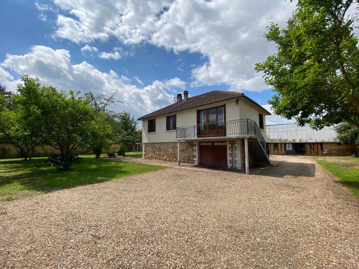 Maison Chaleureuse Avec Un Grand Jardin La Bonneville Exterior foto